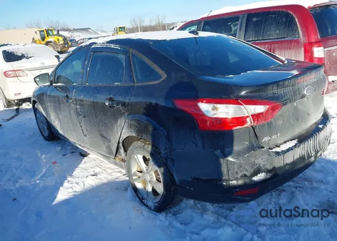 2013 Ford Focus Se z USA, uszkodzony, nr VIN 1FADP3F23DL163050